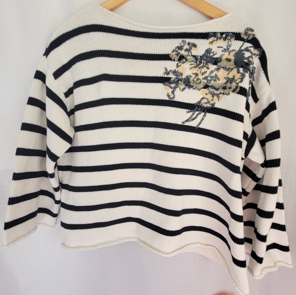 DEMYLEE | 100% cotton Striped Floral Embellished Thick Knit 3/4 Sleeve Sweater - Picture 2 of 9